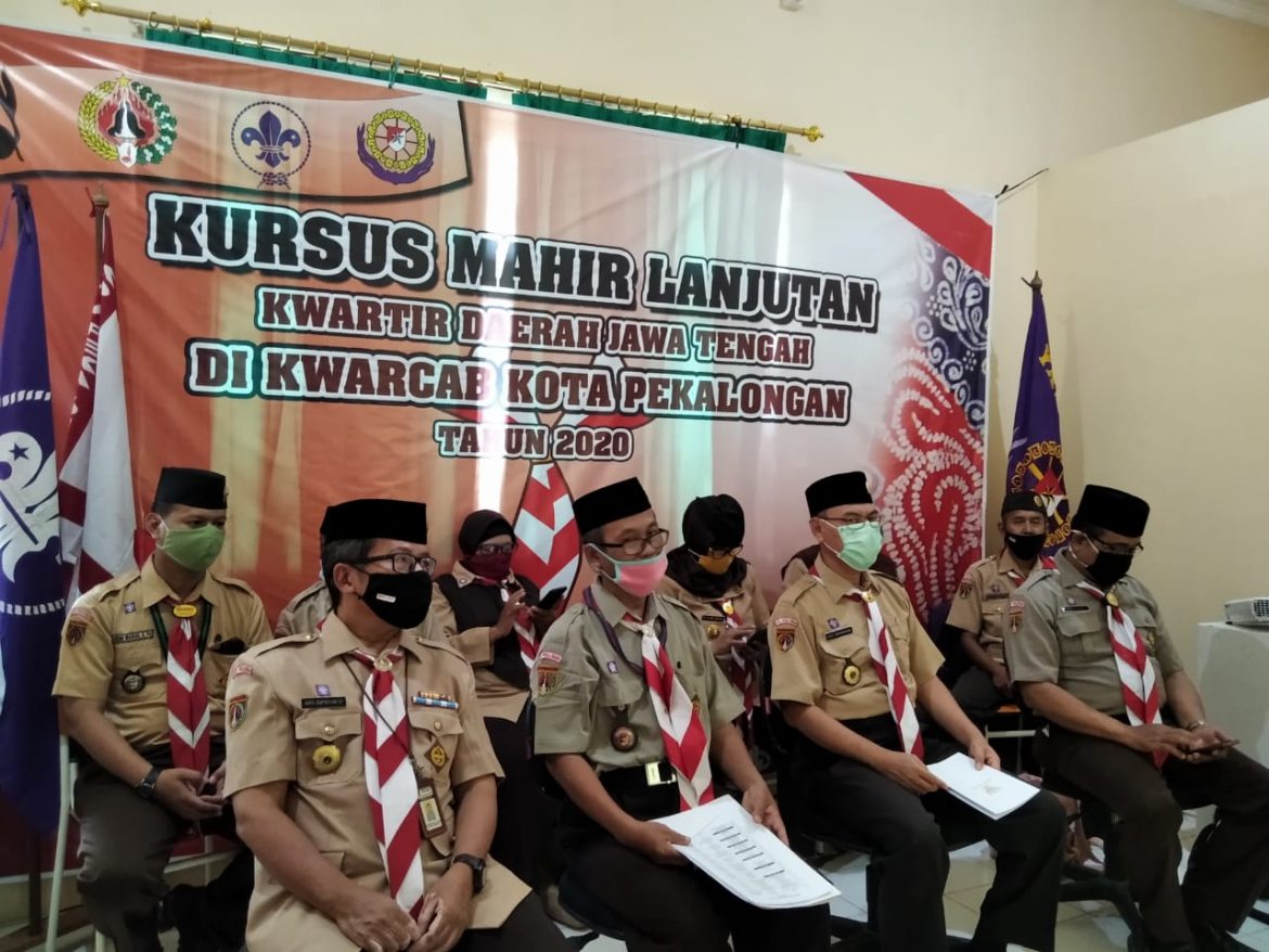 Upacara Pembukaan KML Blendeed Learning Kwarda Jateng di Kwarcab Kota Pekalongan