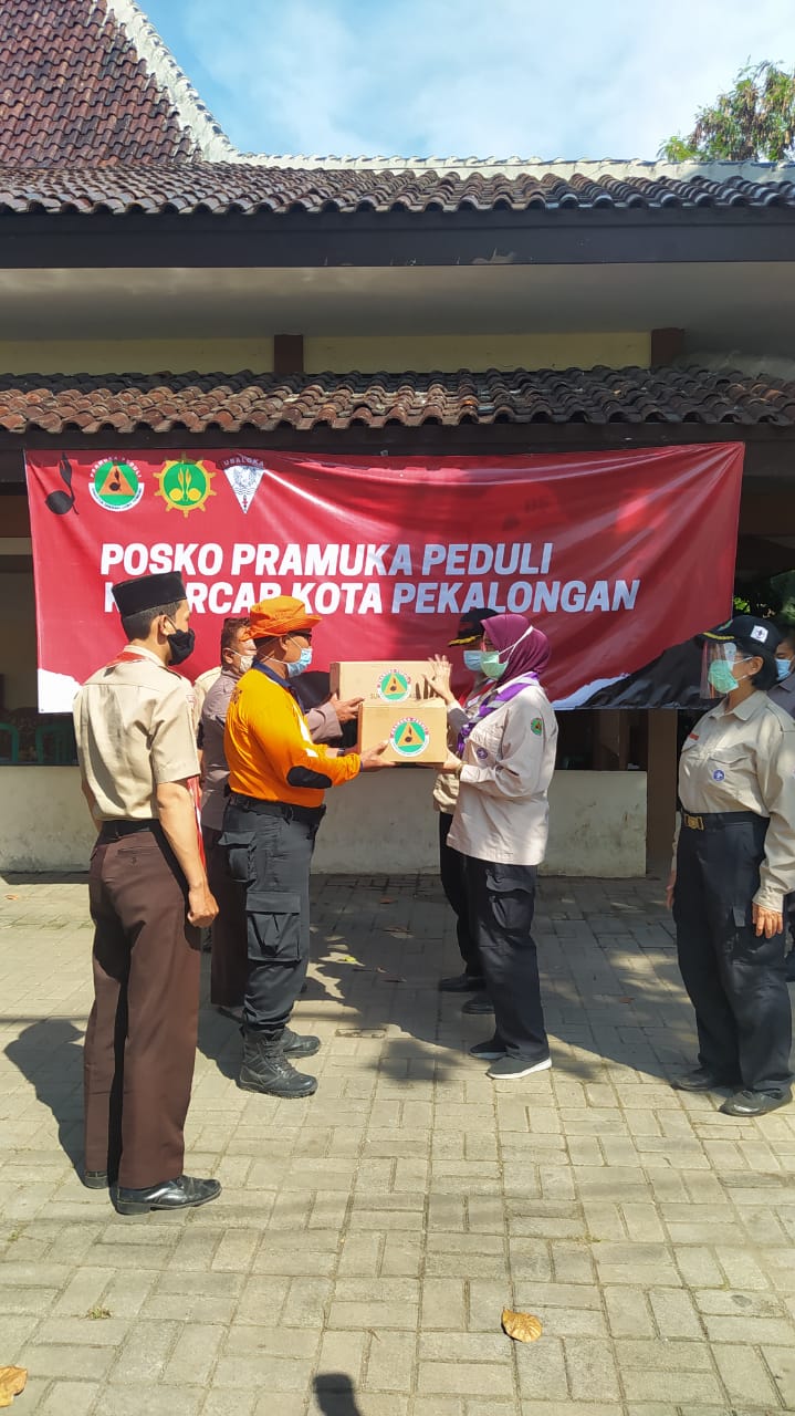 Kwarda Jawa Tengah Meninjau Kesiapsiagaan Posko Induk Pramuka Peduli Kwarcab Kota Pekalongan