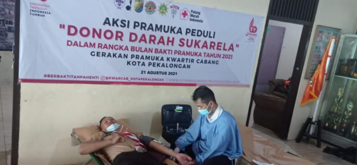 AKSI DONOR DARAH SUKARELA RAMAIKAN AKSI BULAN BAKTI PRAMUKA KWARCAB KOTA PEKALONGAN